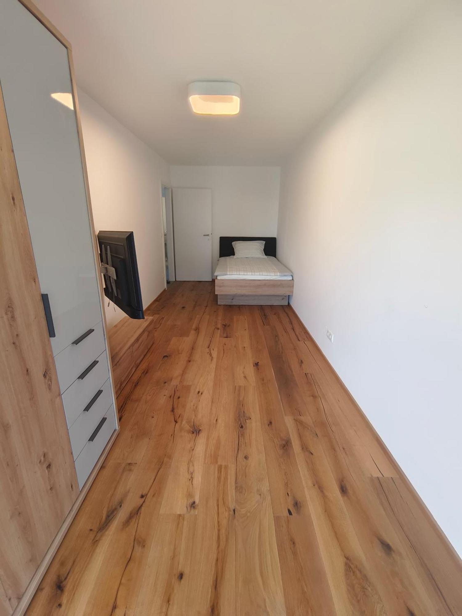 קלוסטרניובורג Triplex Appartements מראה חיצוני תמונה